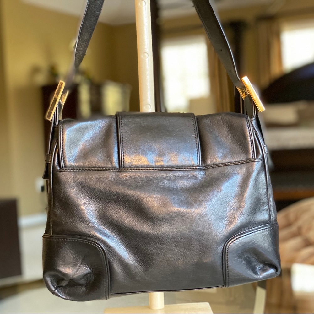 Tory Burch Leather Shoulder Bag - Picture 5 of 8